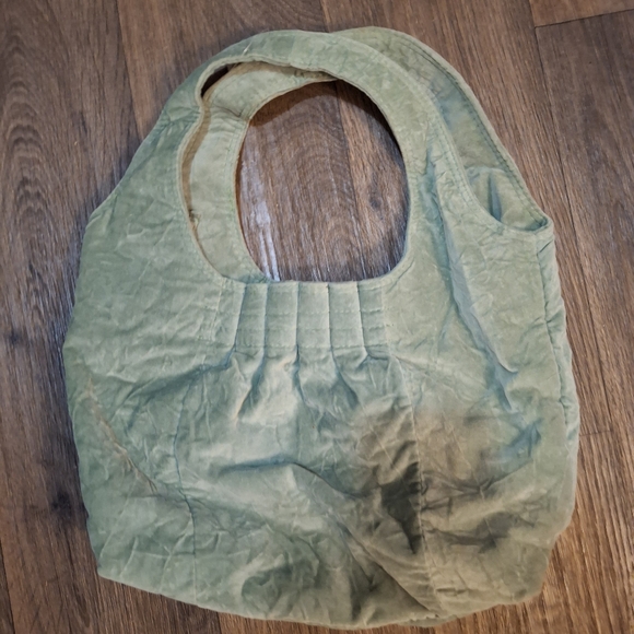 NWT Vintage Goldie Limited Edition 6 Bath & Body Works Green Velvet Bag. - Picture 6 of 14